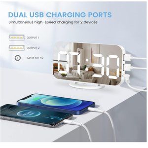 Reloj despertador digital, pantalla LED y espejo de escritorio con doble USB